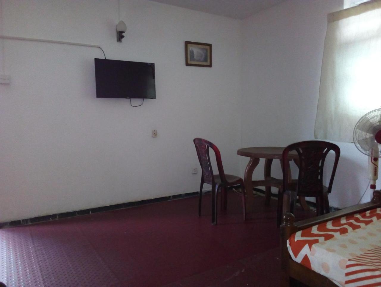 Randi Homestay In Negombo Exterior foto